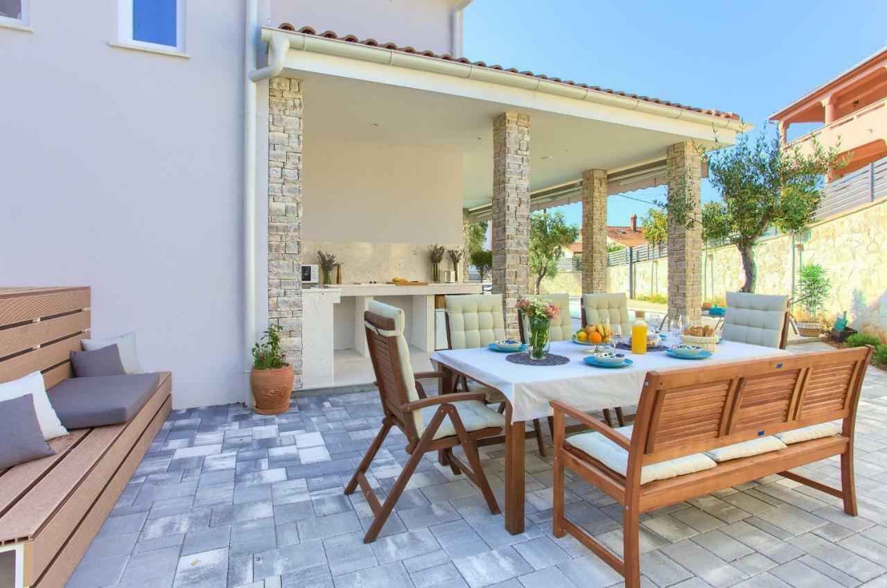 Villa Vale Kornić Buitenkant foto